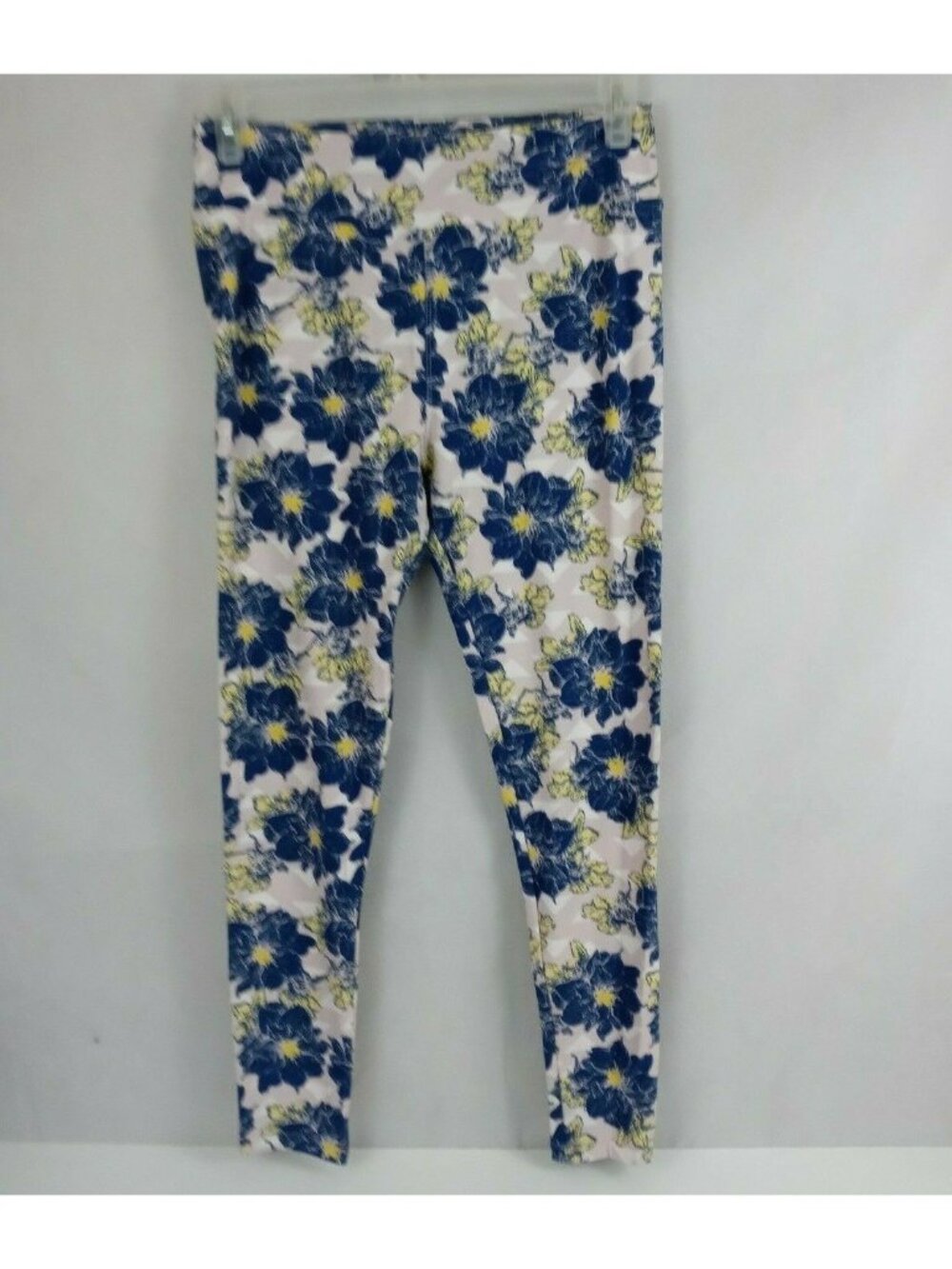 NEW LuLaRoe Tall & Curvy Leggings Pink With Blue & Yellow Floral Design